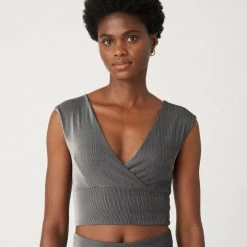 Enavant Active Senna Cropped Top Clothing