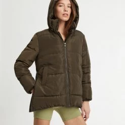 Apparis Ely Clothing