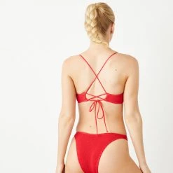 Bond-eye New Arrivals Scene Brief