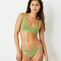 Bond-eye Scene Brief New Arrivals