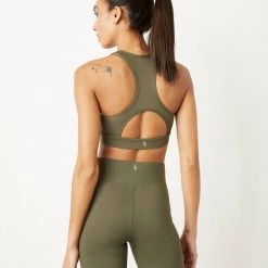 All Access Center Stage 6in Biker Short Clothing