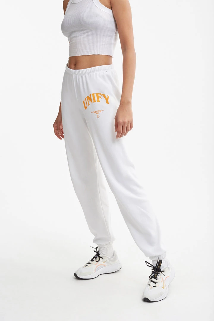 Erica Ford Capsule Collection Unify Classic Sweatpant 6 Erica Ford Capsule Collection Unify Classic Sweatpant