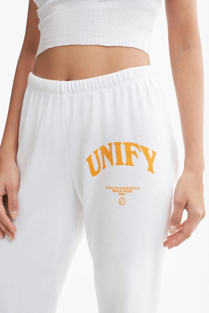 Erica Ford Capsule Collection Unify Classic Sweatpant 3 Erica Ford Capsule Collection Unify Classic Sweatpant
