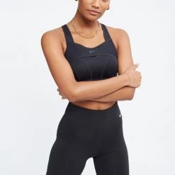 Nike Alpha Ultrabreathe Bra (RTV)