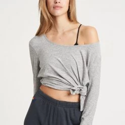 Beyond Yoga Clothing Cut And Run Pullover