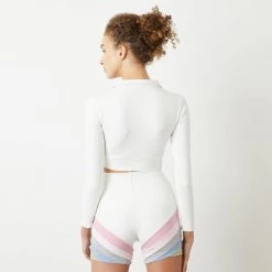 Port De Bras Rainbow Biker