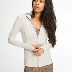 Varley Clothing Maywood Jacket