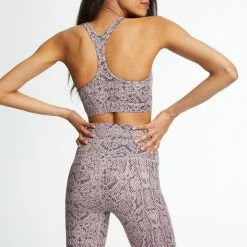 Varley Lets Move Park Bra 8 Varley Lets Move Park Bra